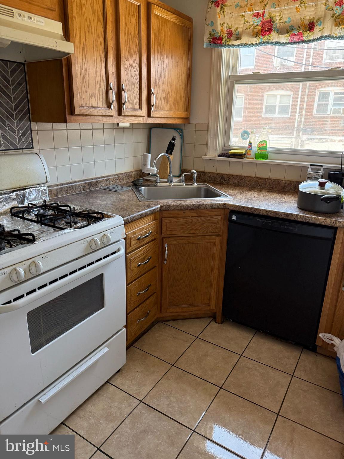 PHILADELPHIA - Residential