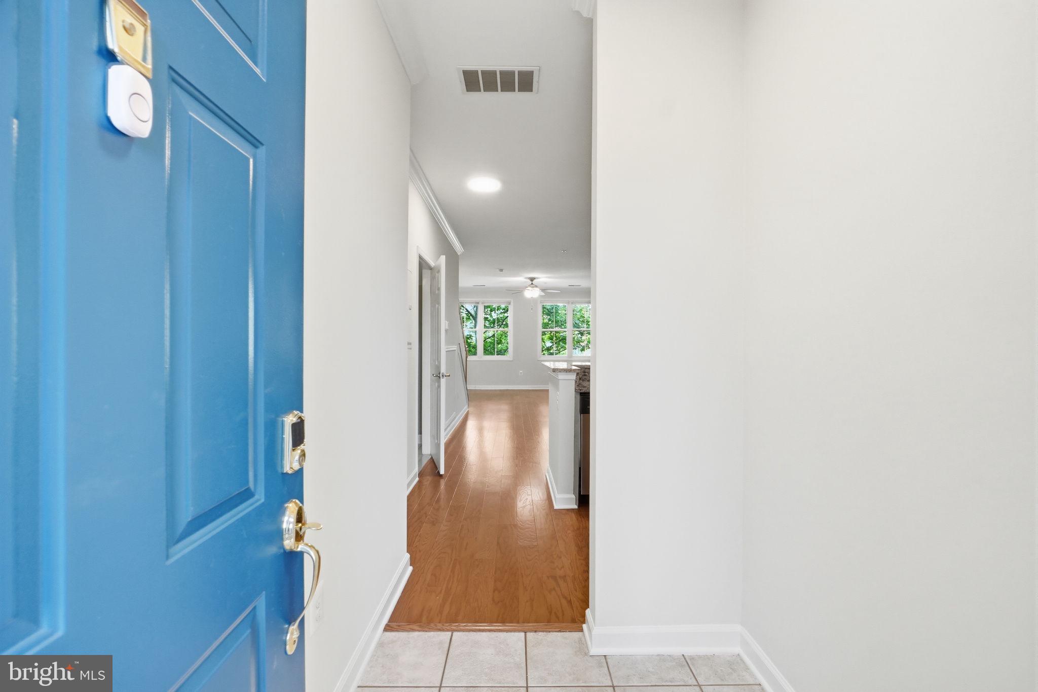 404 KING FARM BOULEVARD 40406