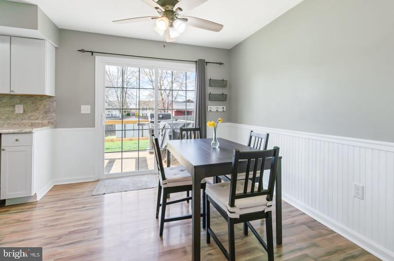 129 W APPLE STREET