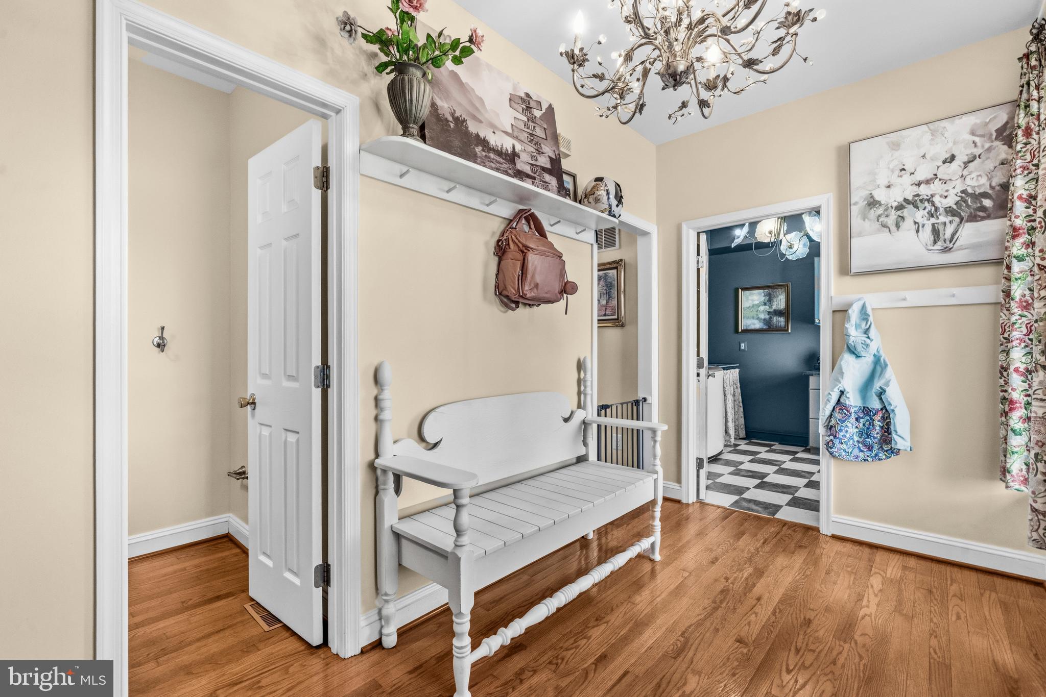 HILLENDALE - Residential