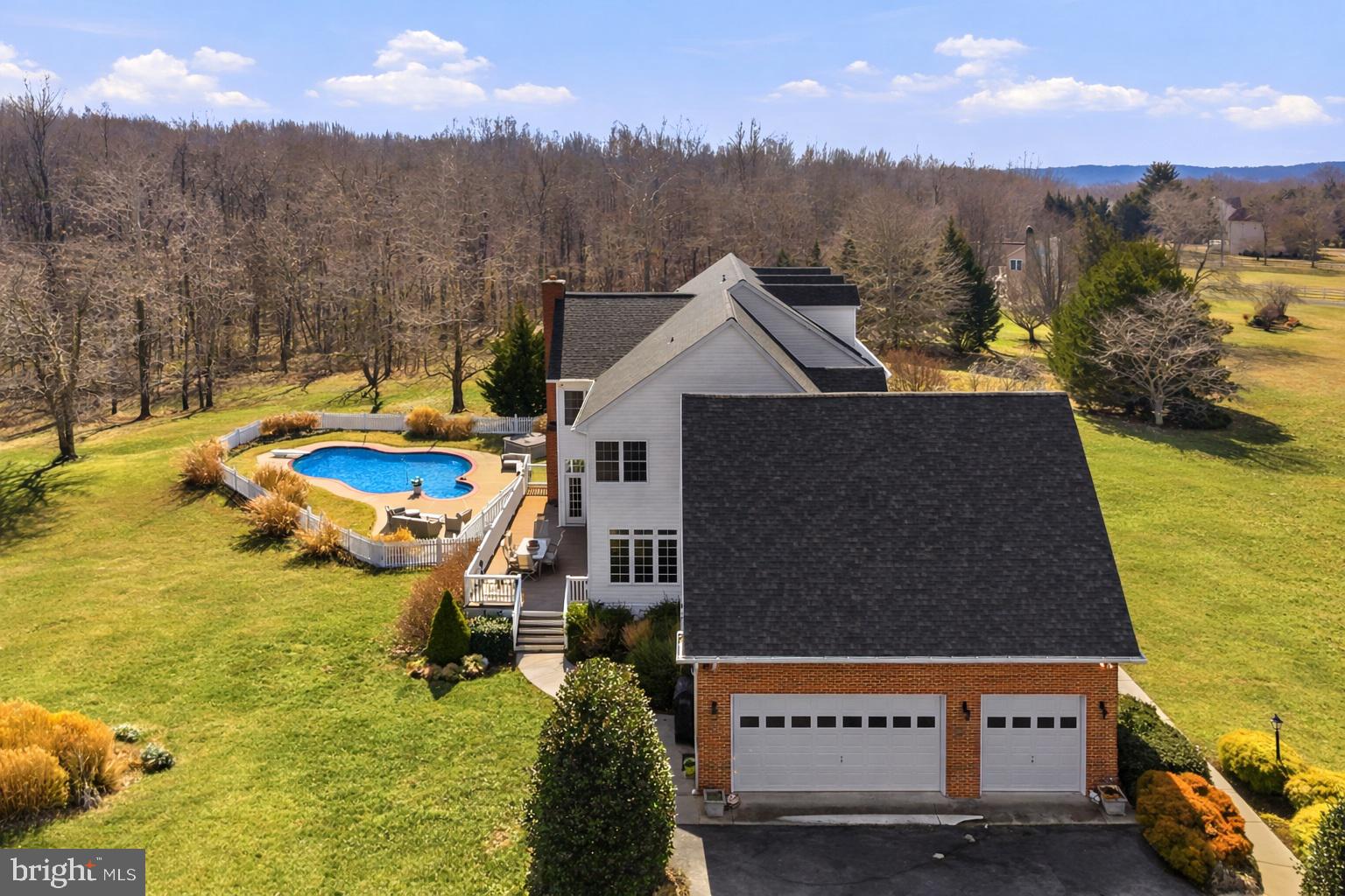 HILLENDALE - Residential