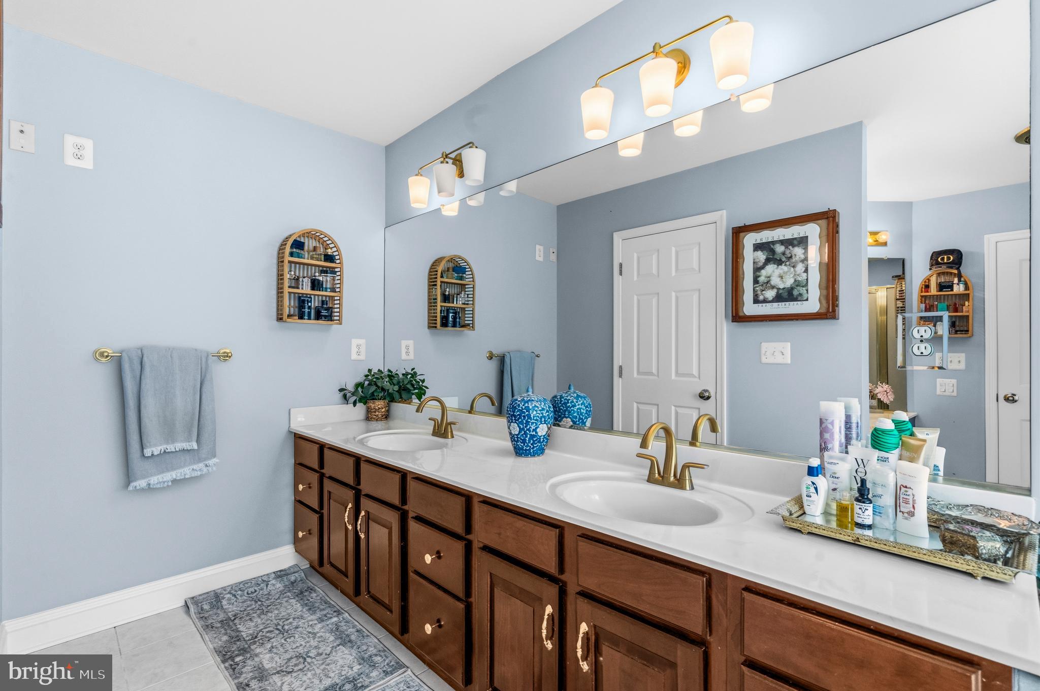 HILLENDALE - Residential