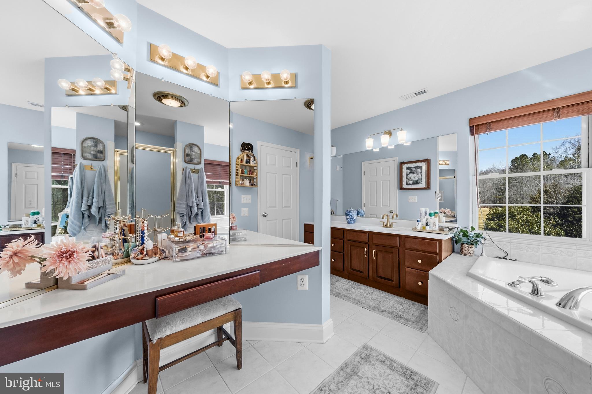 HILLENDALE - Residential