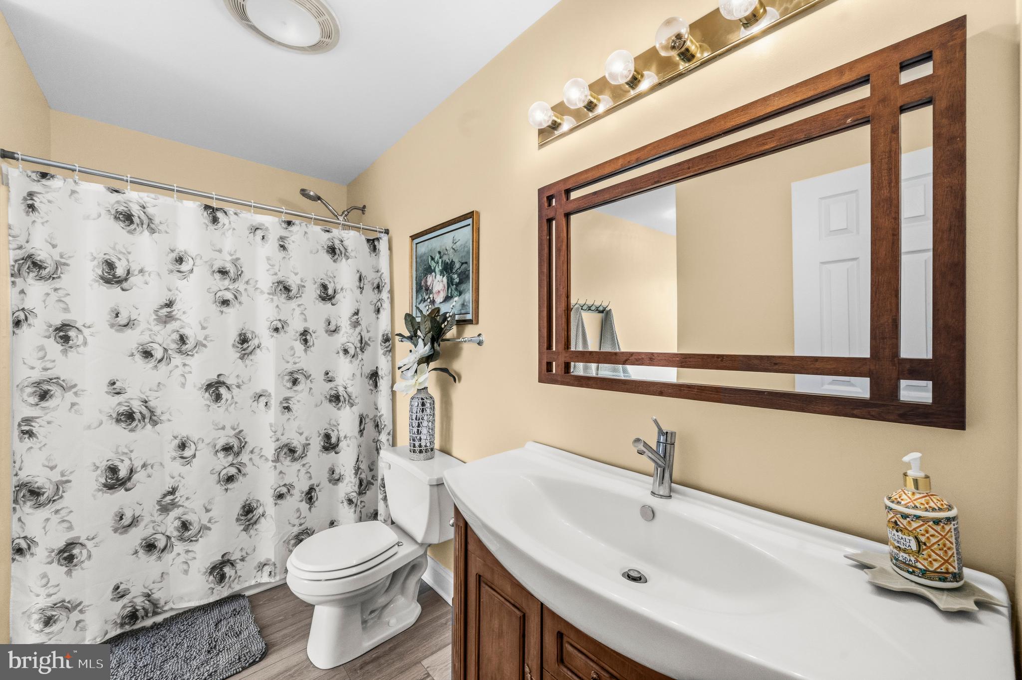 HILLENDALE - Residential