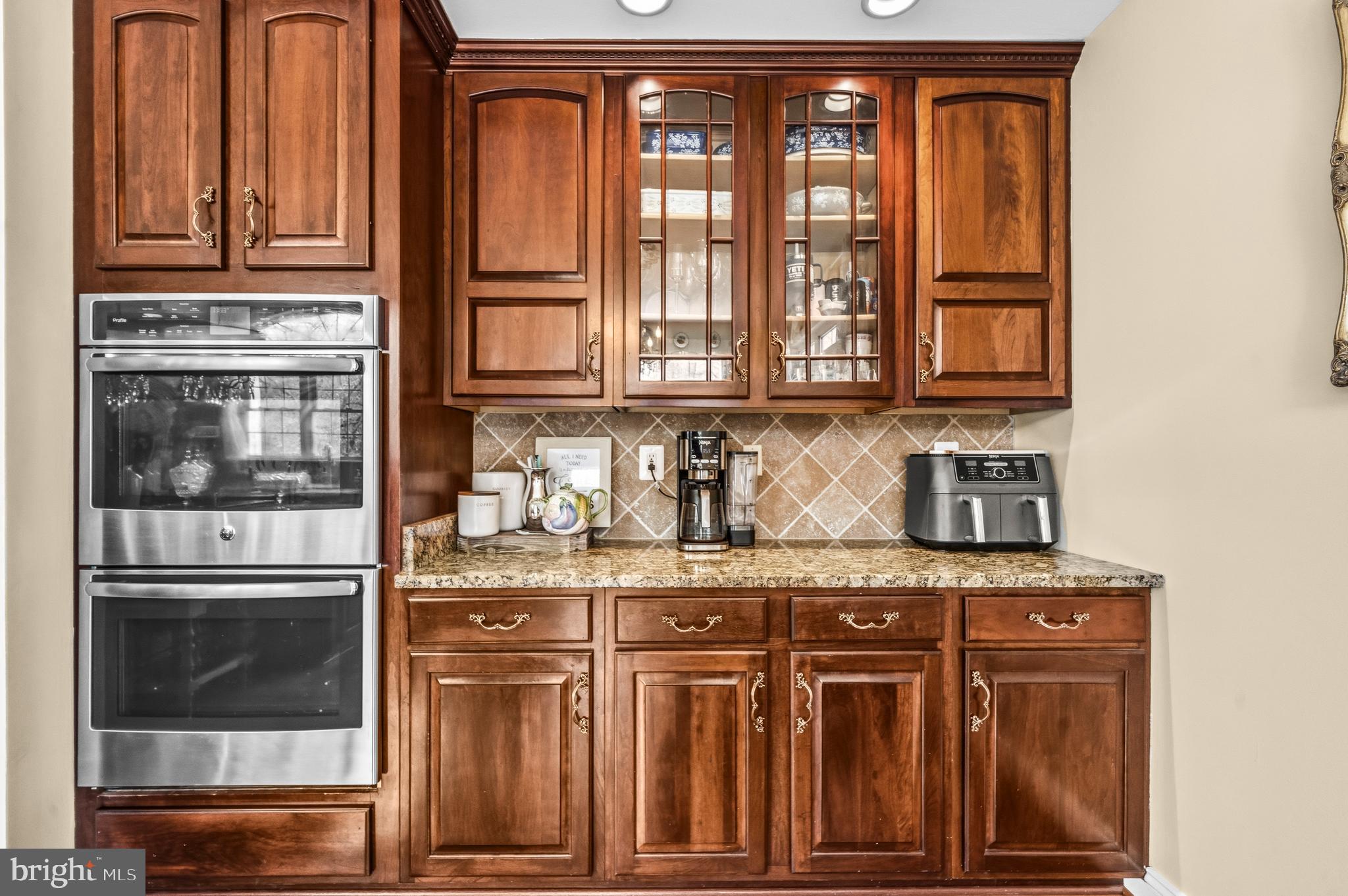 HILLENDALE - Residential