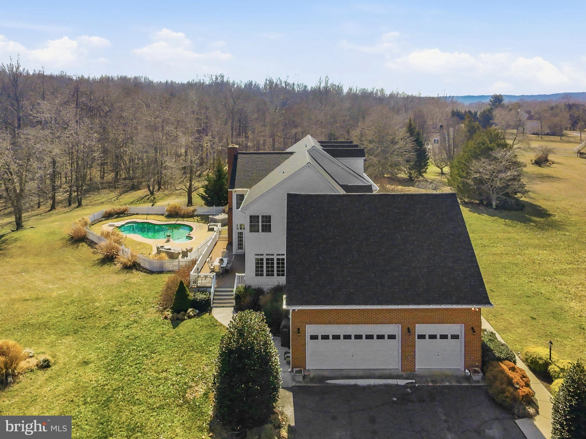 HILLENDALE - Residential