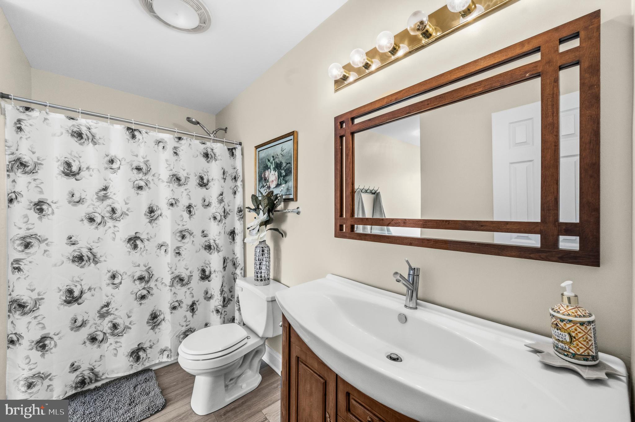 HILLENDALE - Residential