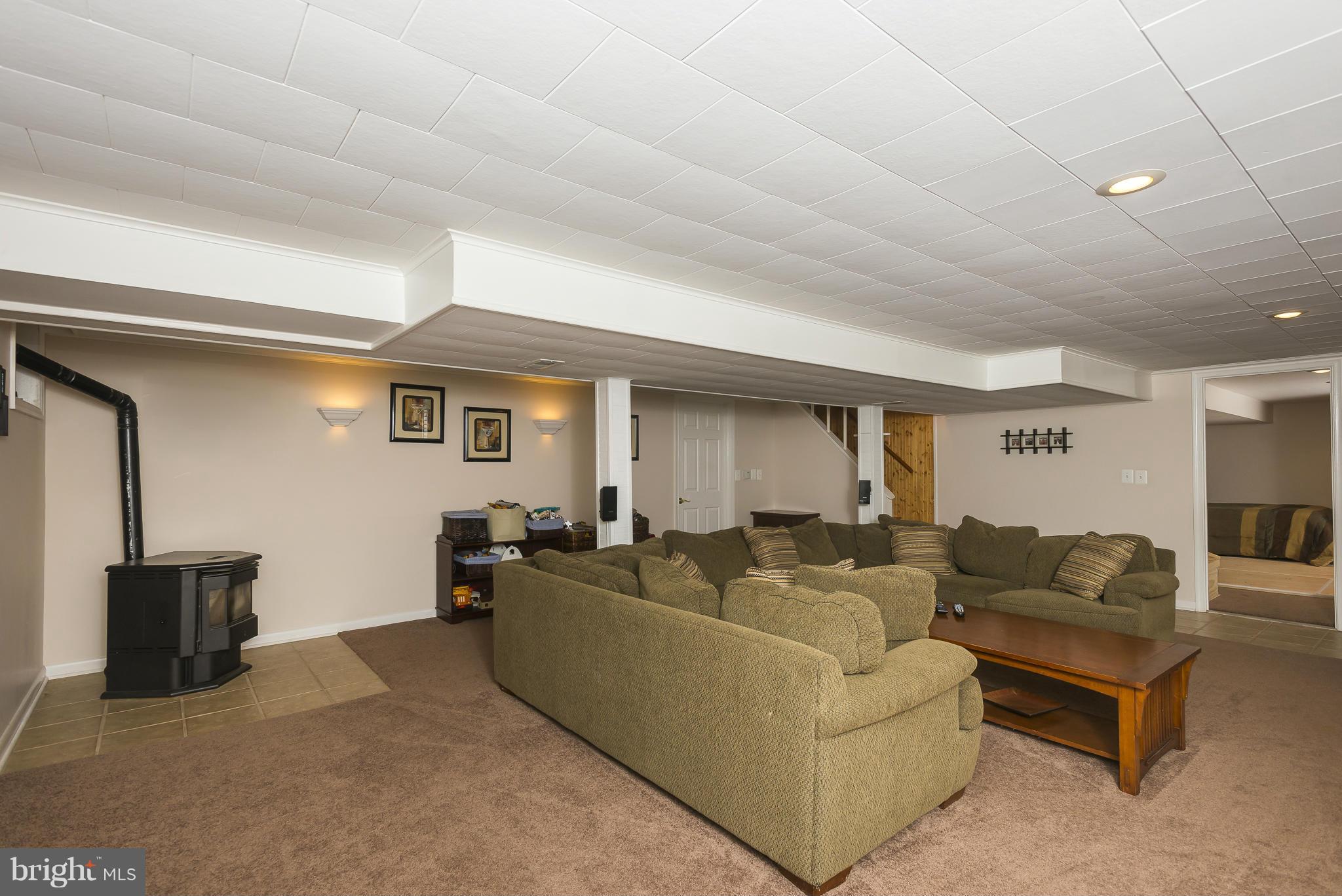 MOUNT HEBRON - Residential