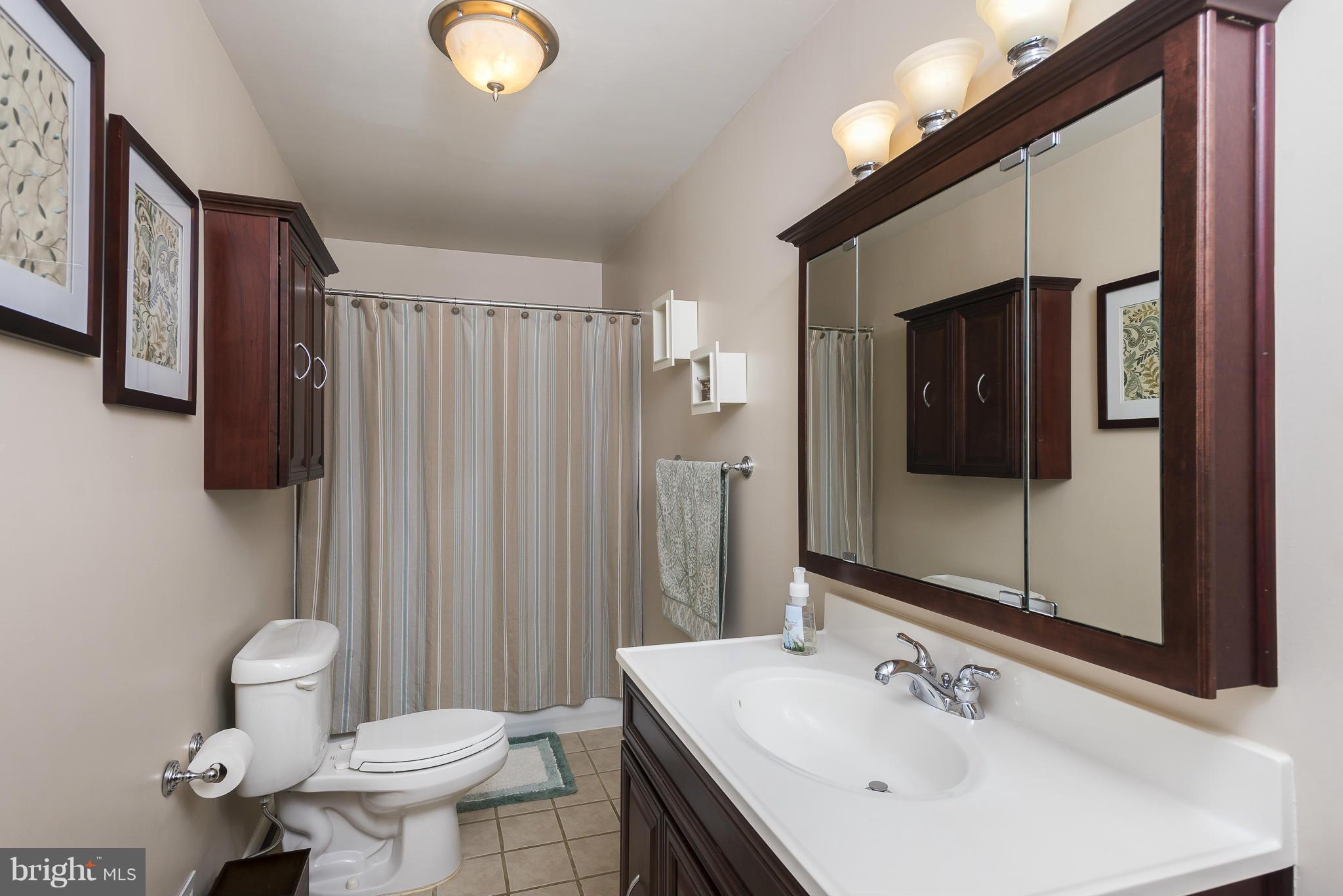 MOUNT HEBRON - Residential