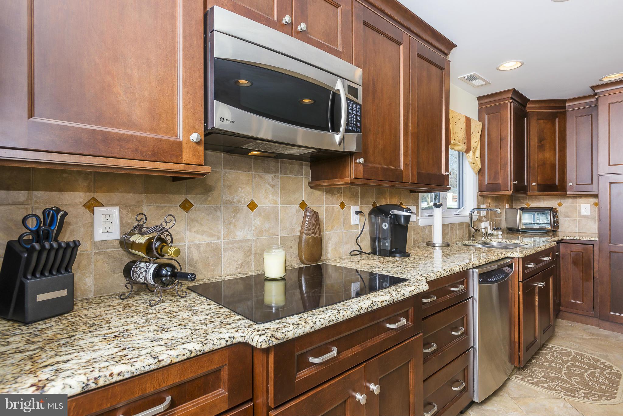 MOUNT HEBRON - Residential