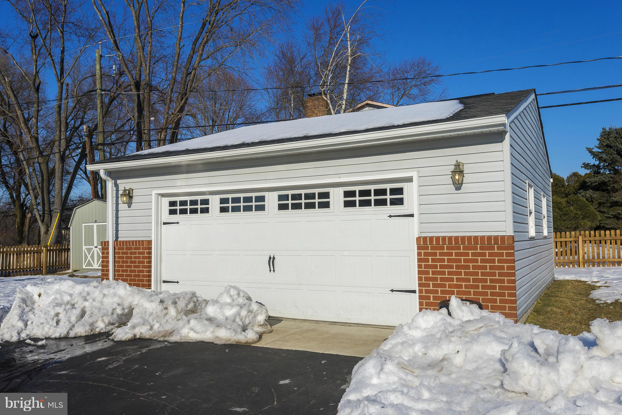 MOUNT HEBRON - Residential