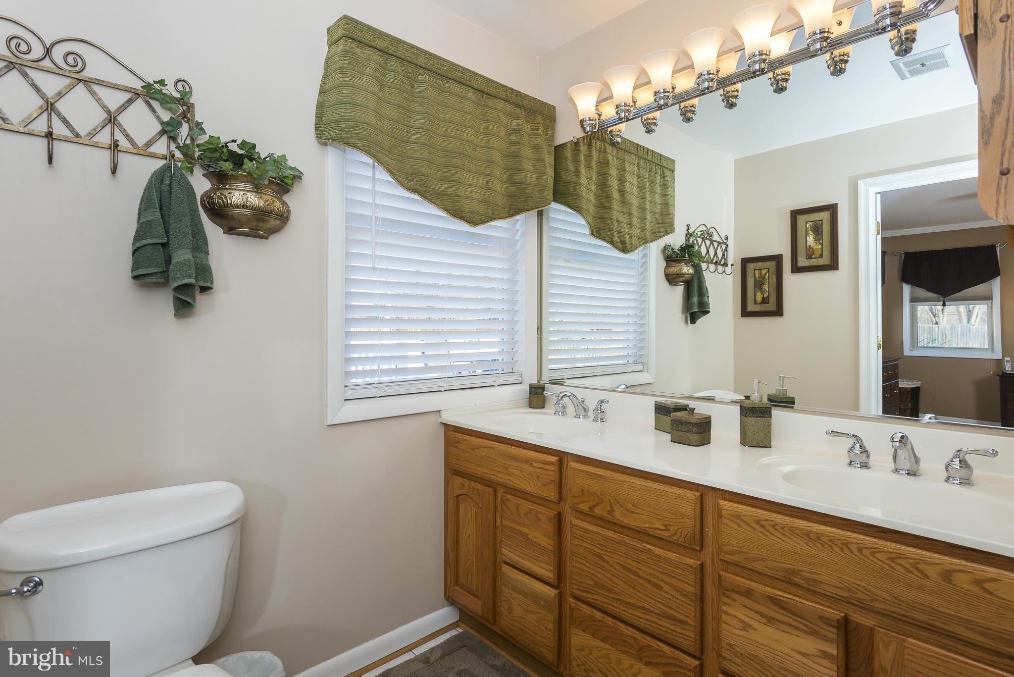 MOUNT HEBRON - Residential