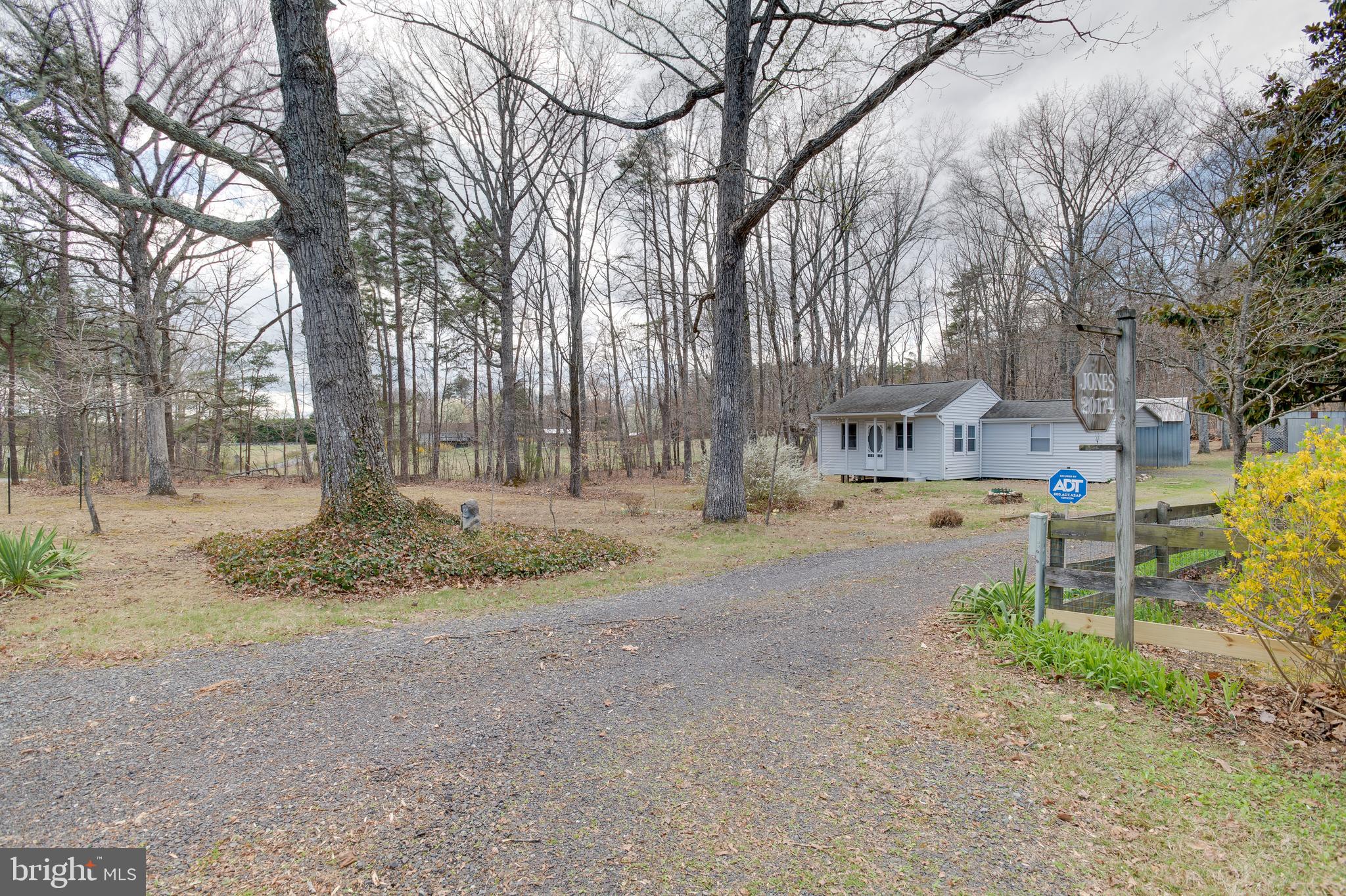 SHEPPERDS GROVE - Residential