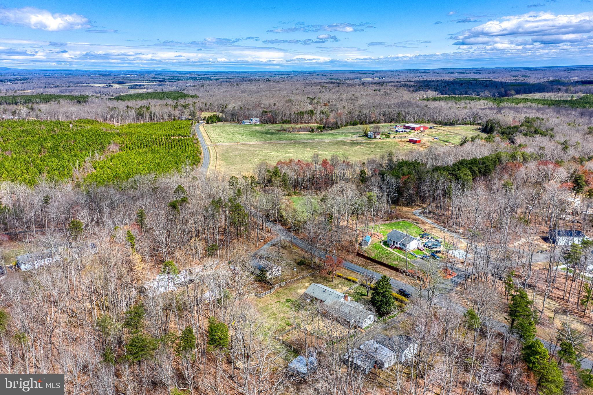 SHEPPERDS GROVE - Residential