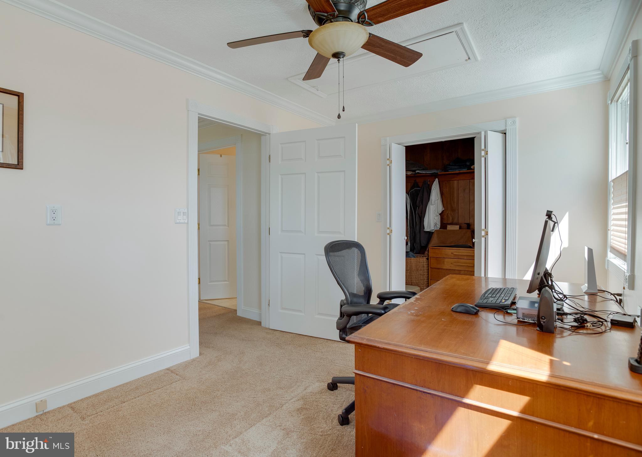 SHEPPERDS GROVE - Residential