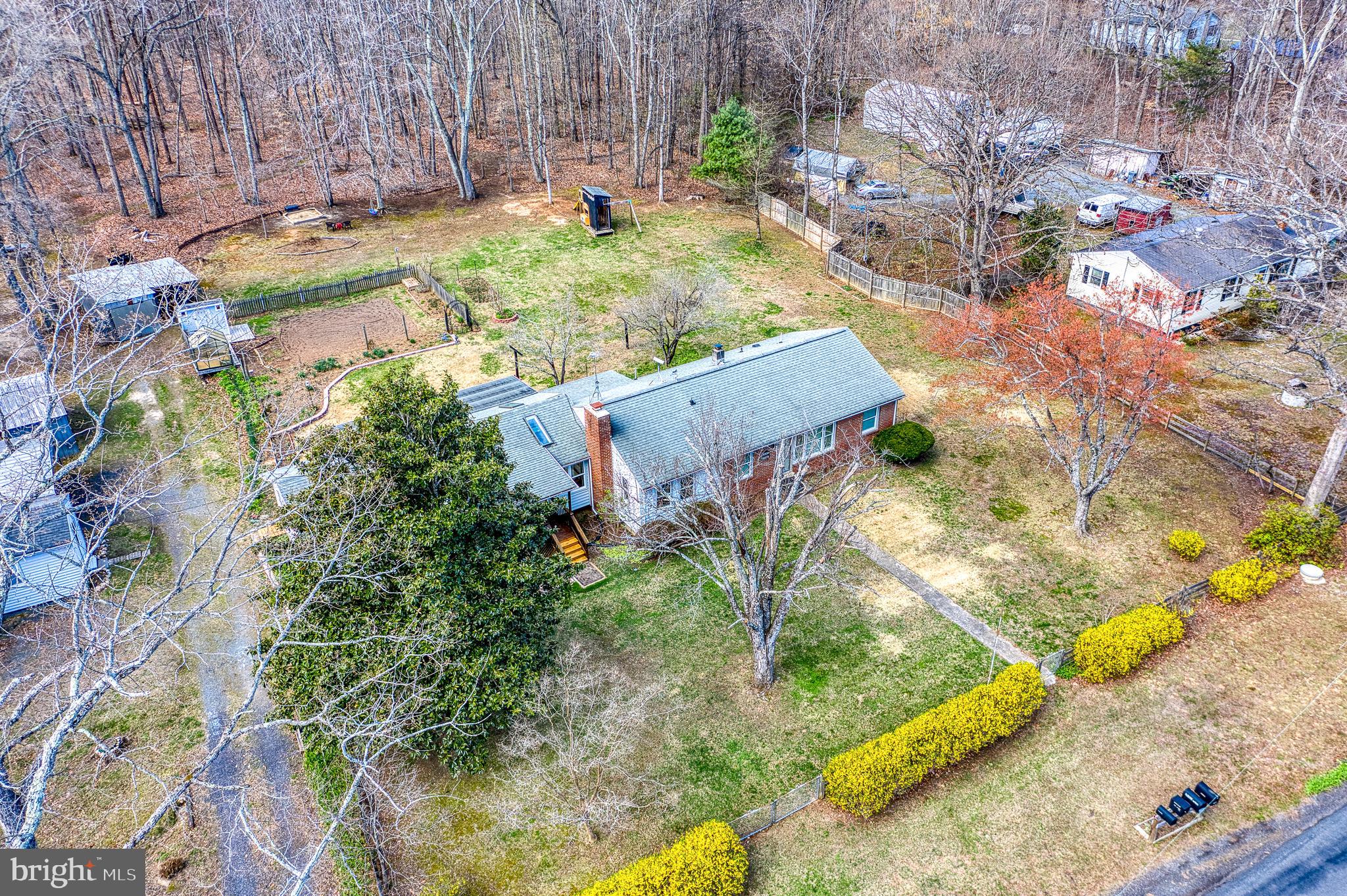 SHEPPERDS GROVE - Residential