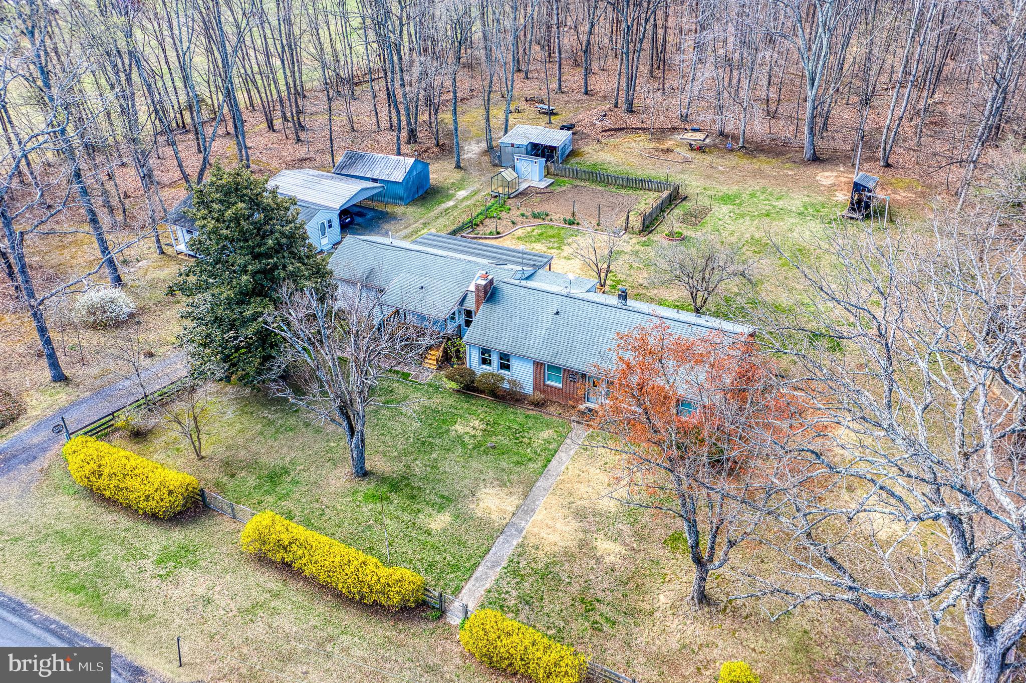 SHEPPERDS GROVE - Residential