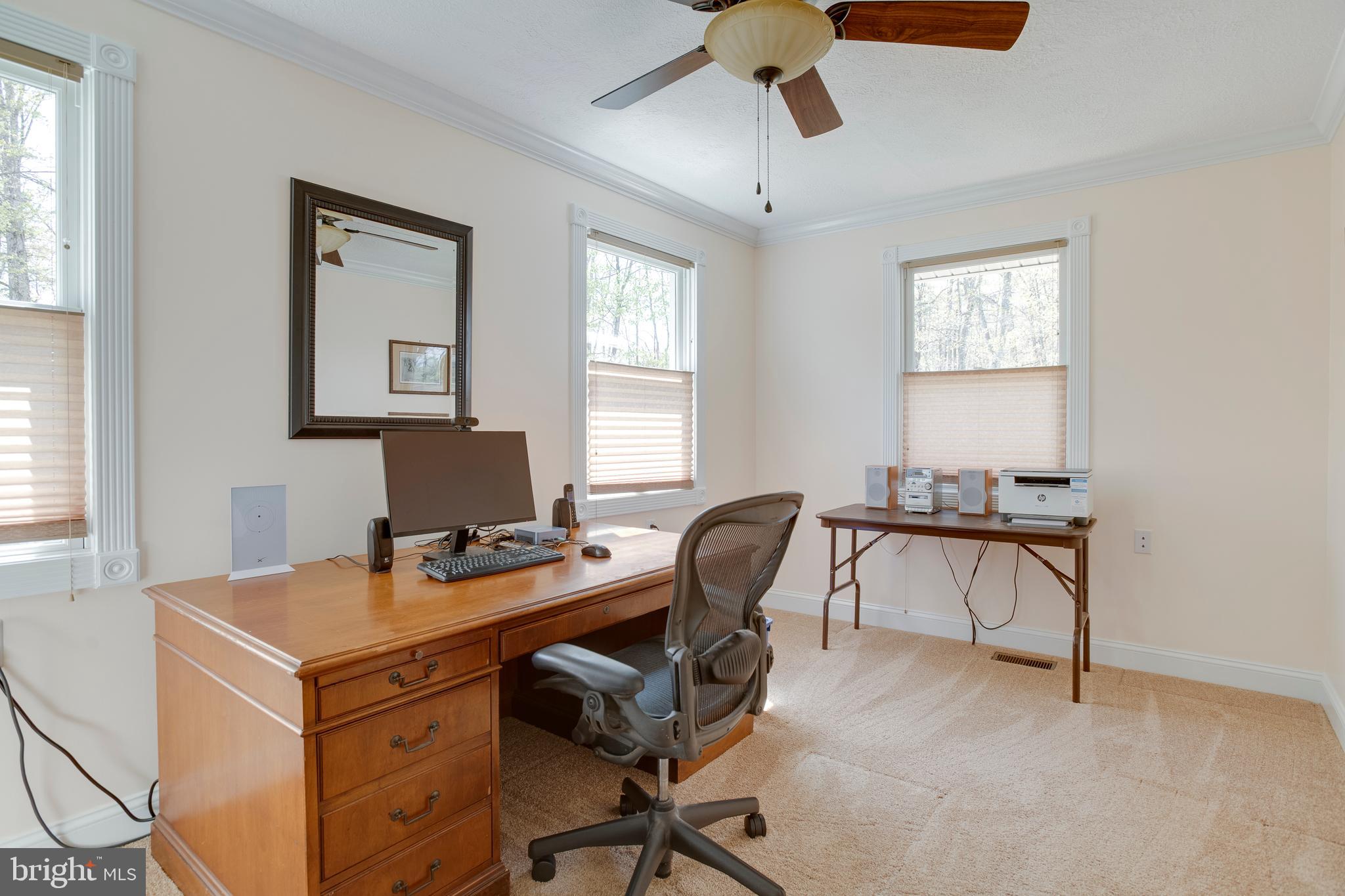 SHEPPERDS GROVE - Residential