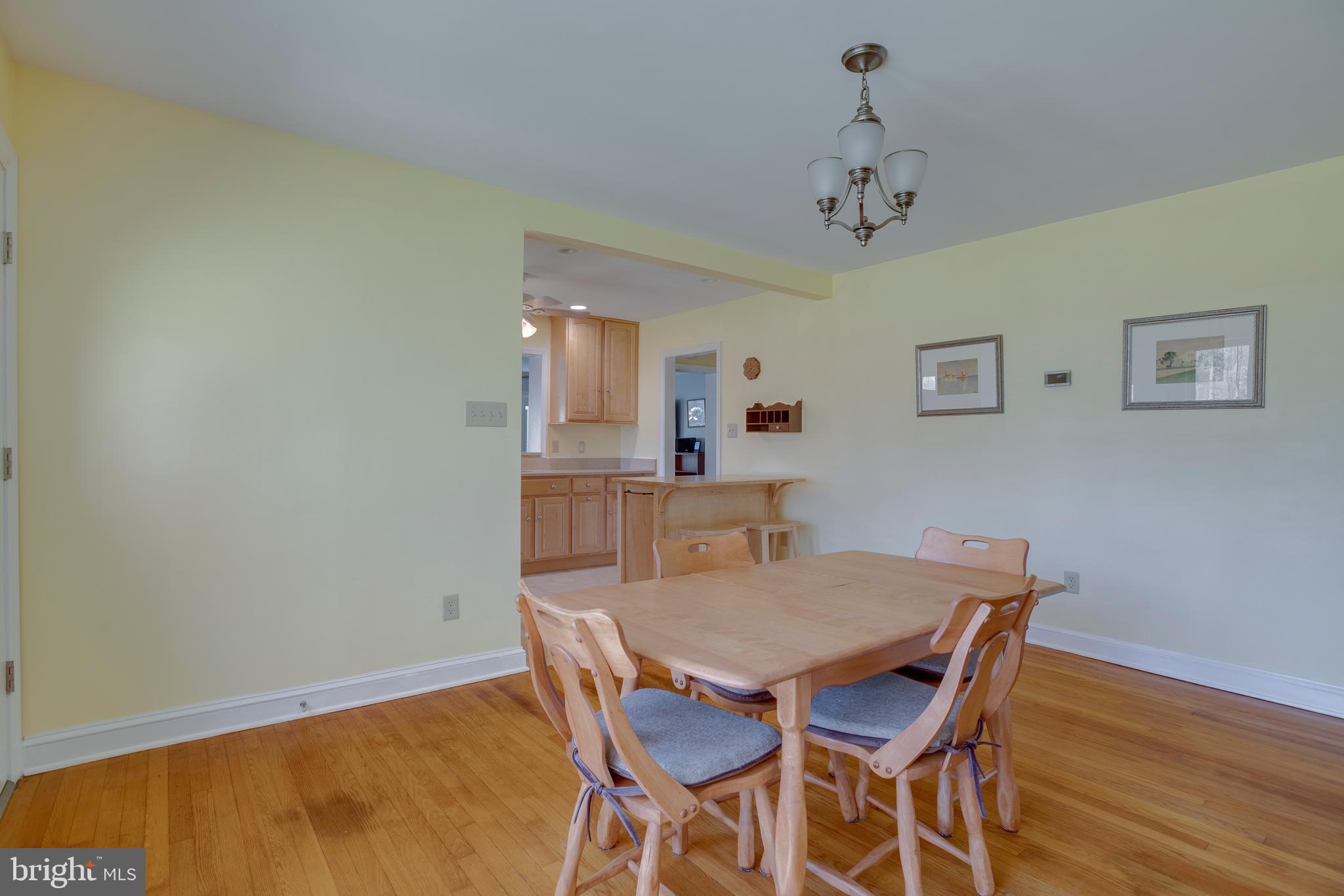 SHEPPERDS GROVE - Residential