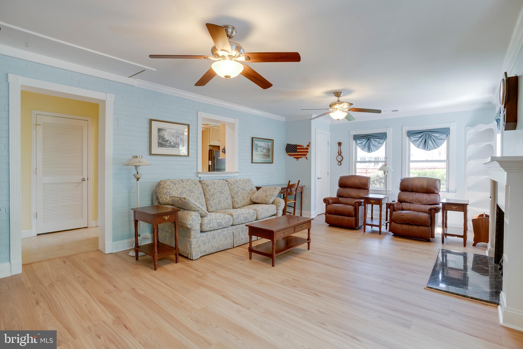 SHEPPERDS GROVE - Residential