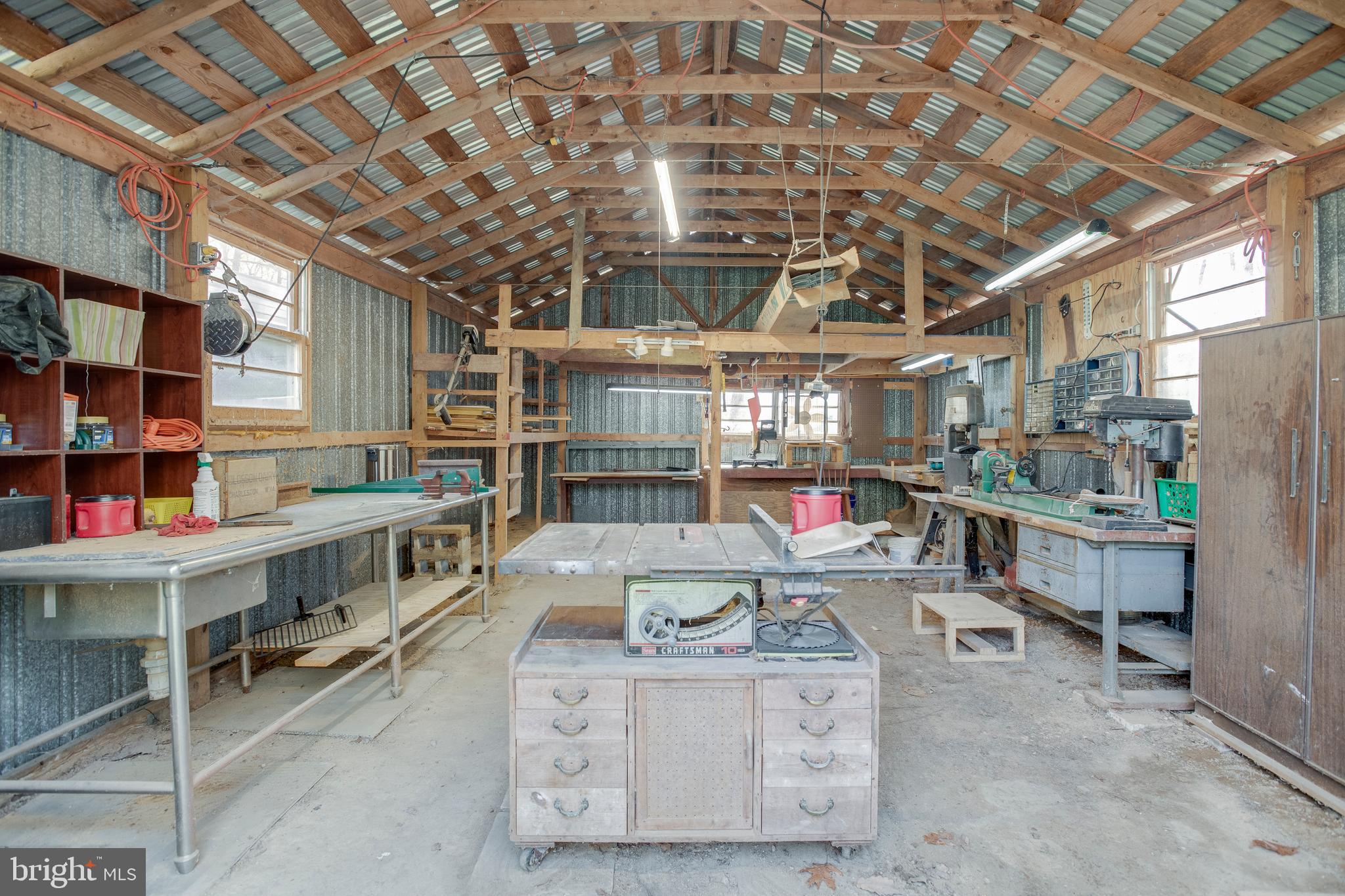 SHEPPERDS GROVE - Residential