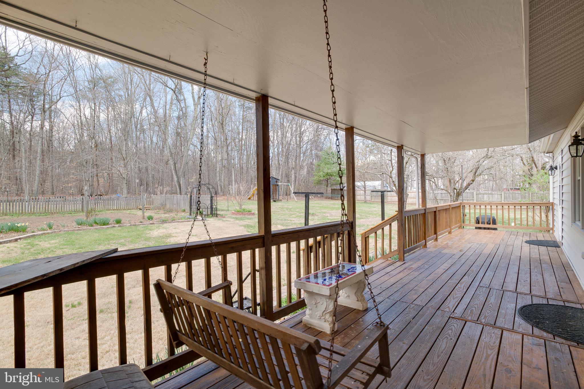 SHEPPERDS GROVE - Residential