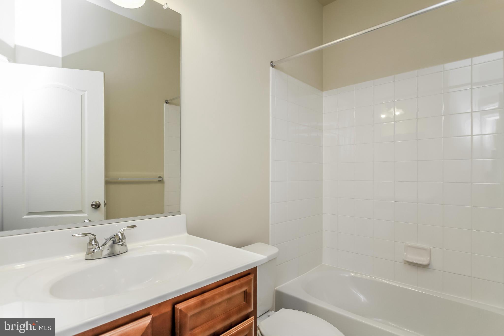 VILLAGE GREENS - Residential