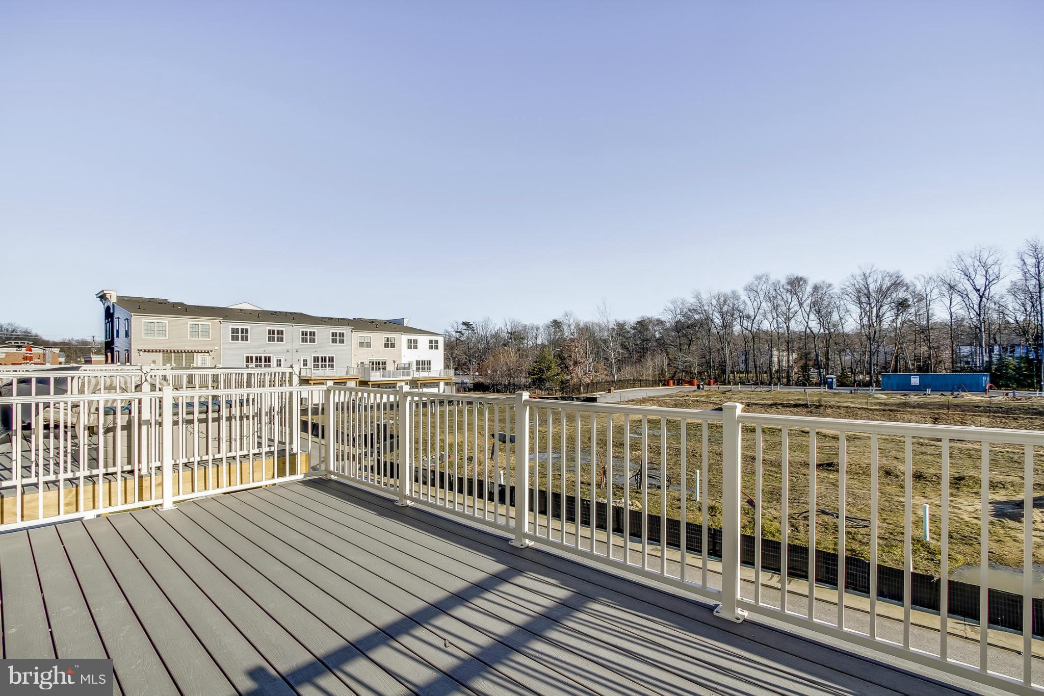 VILLAGE GREENS - Residential