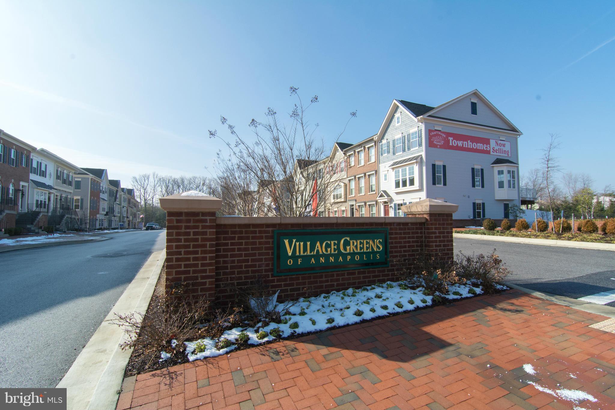 VILLAGE GREENS - Residential