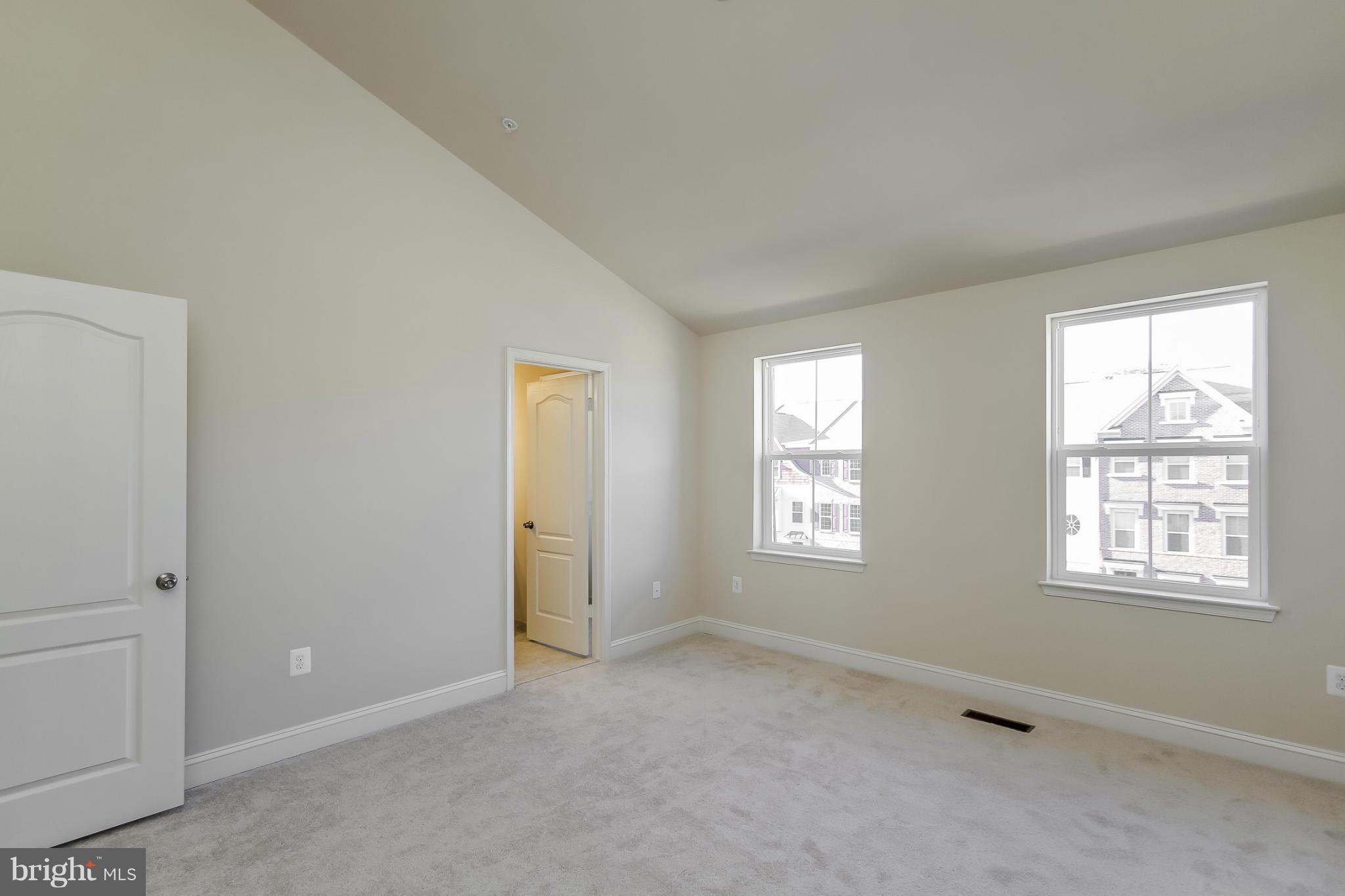 VILLAGE GREENS - Residential