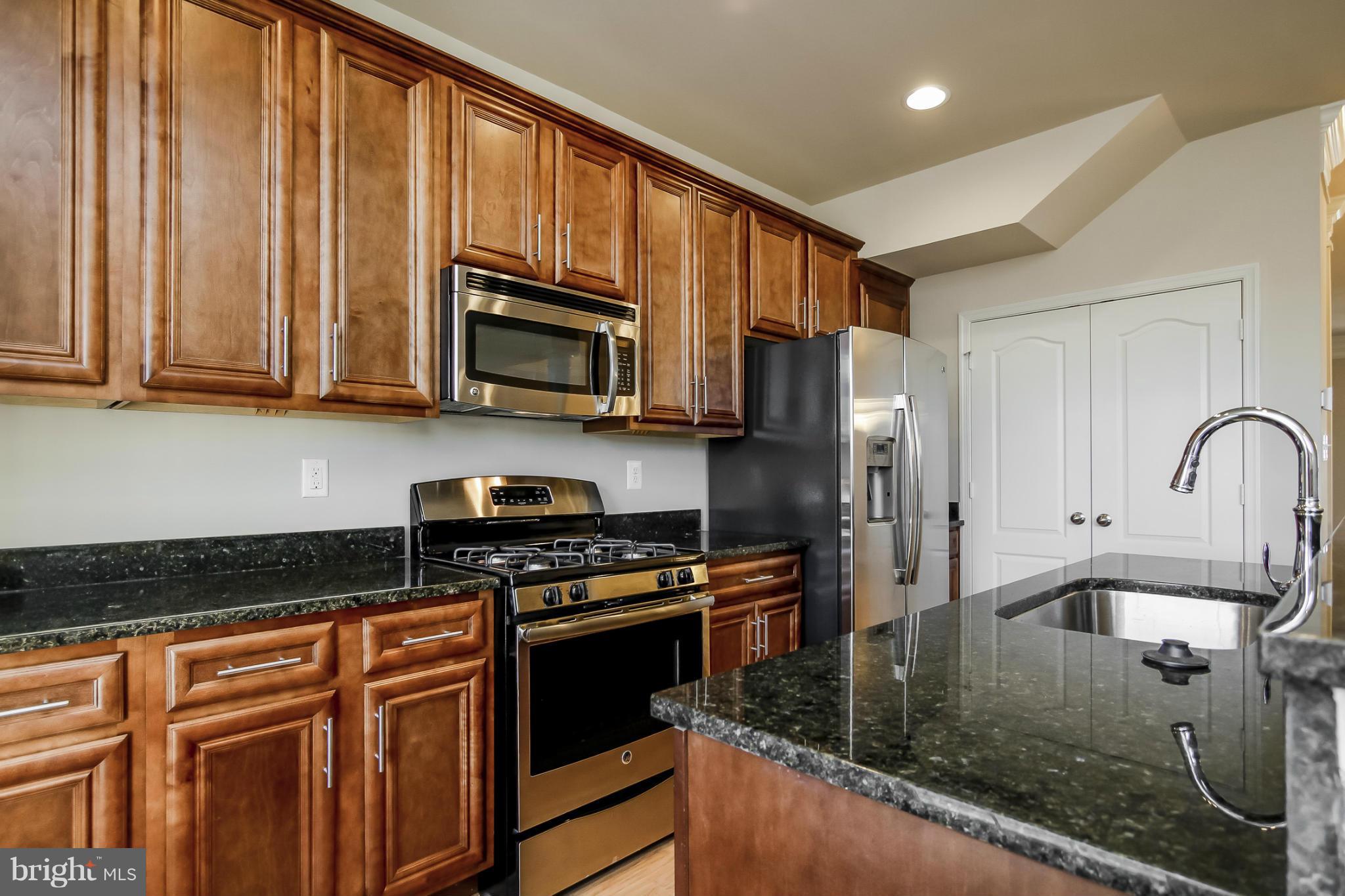 VILLAGE GREENS - Residential