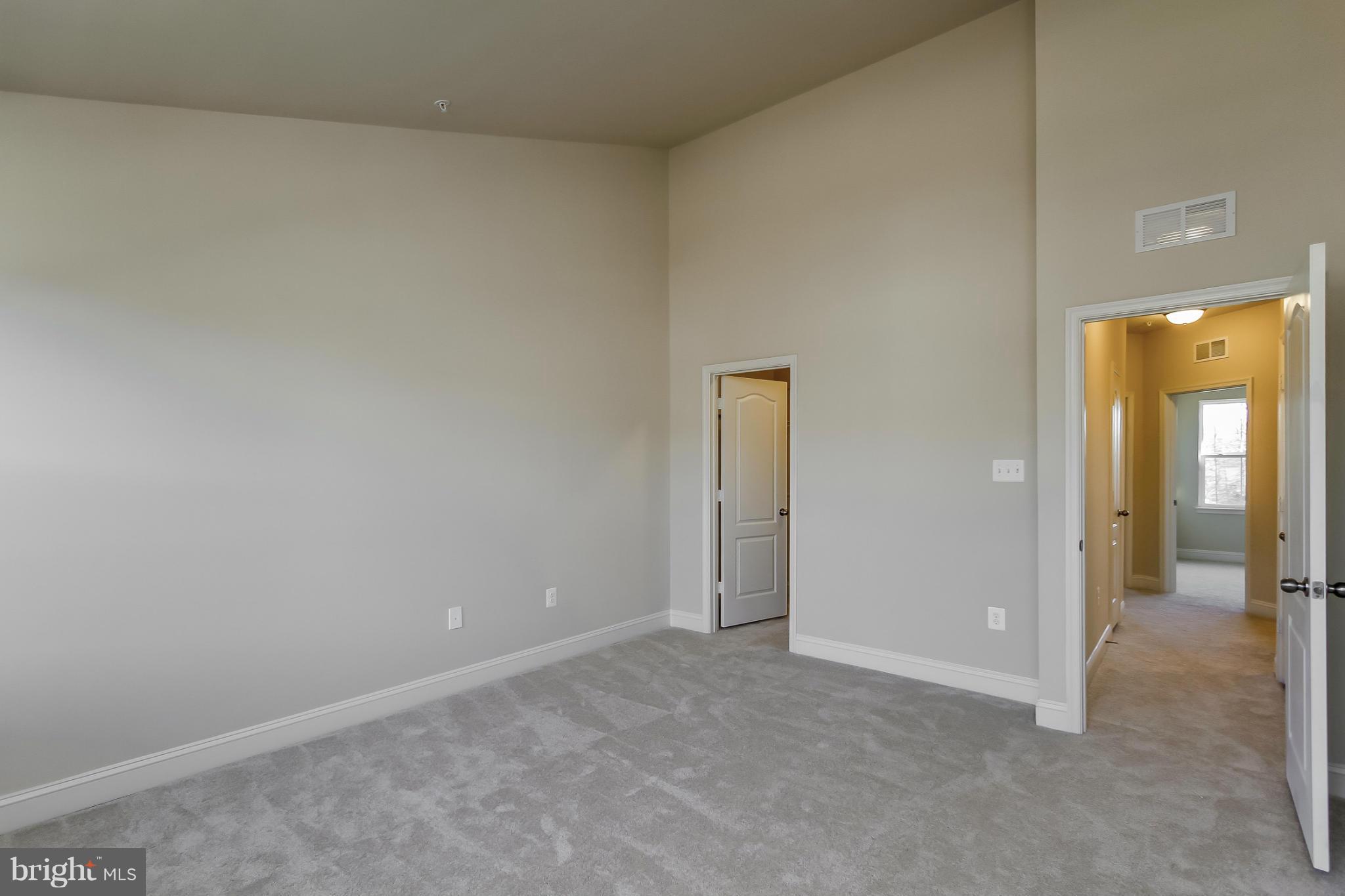 VILLAGE GREENS - Residential