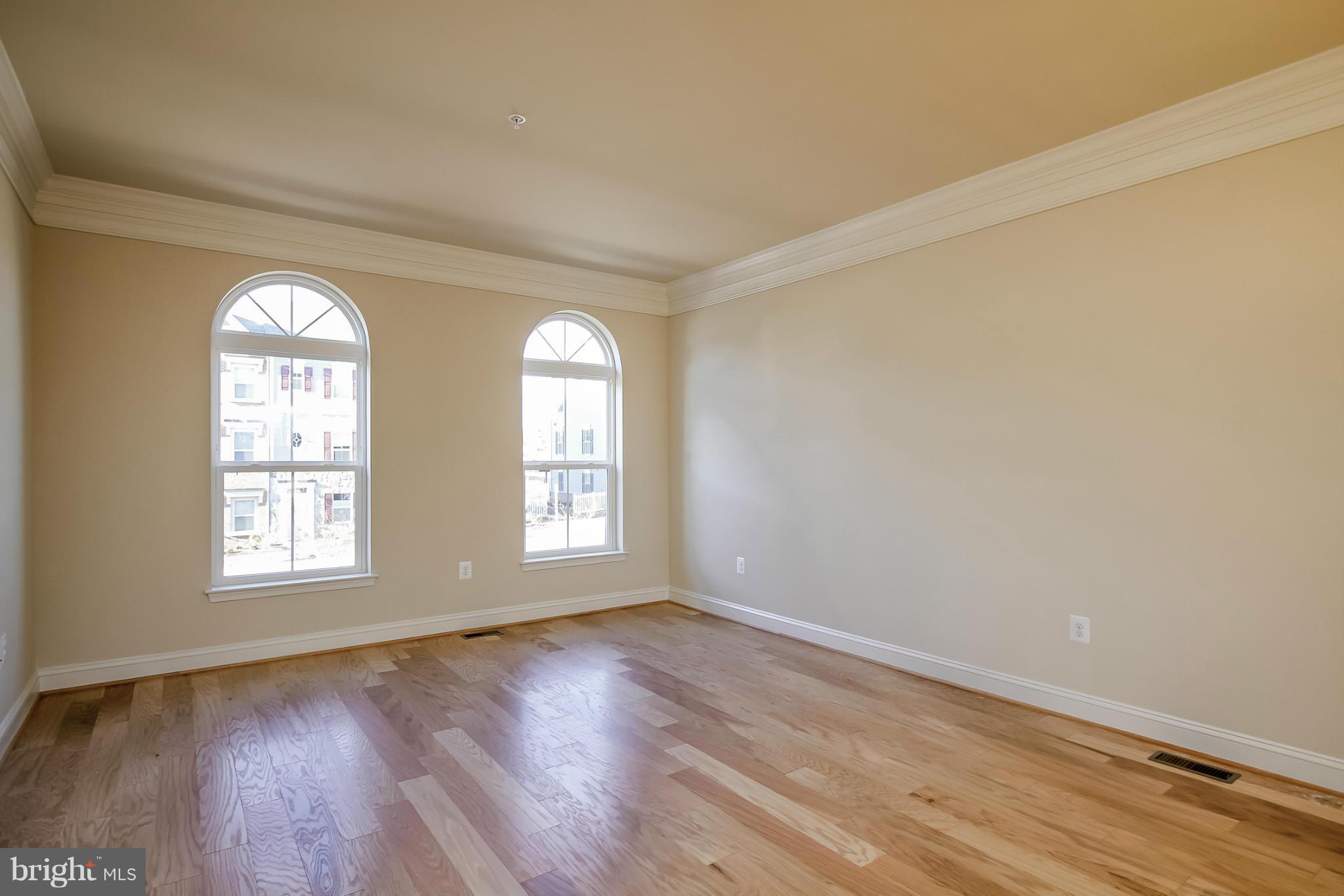 VILLAGE GREENS - Residential