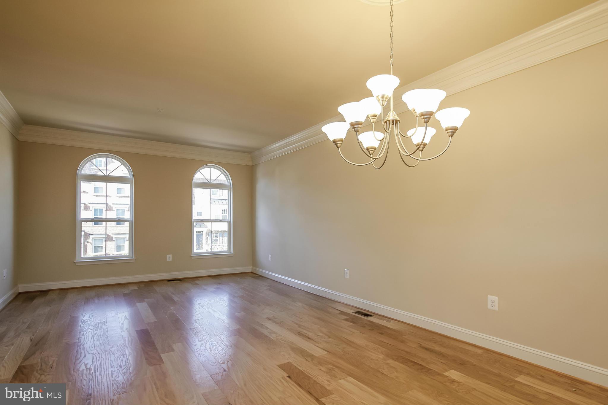 VILLAGE GREENS - Residential