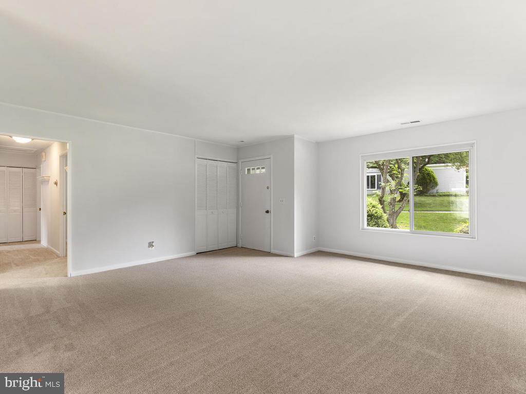 ROSSMOOR MUTUAL #10 - Residential