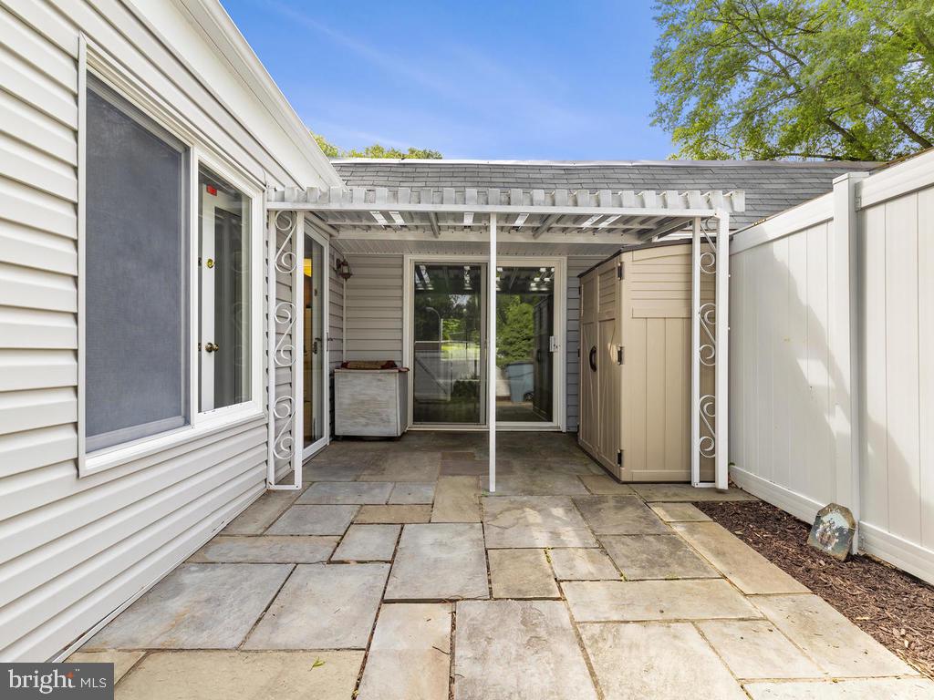 ROSSMOOR MUTUAL #10 - Residential