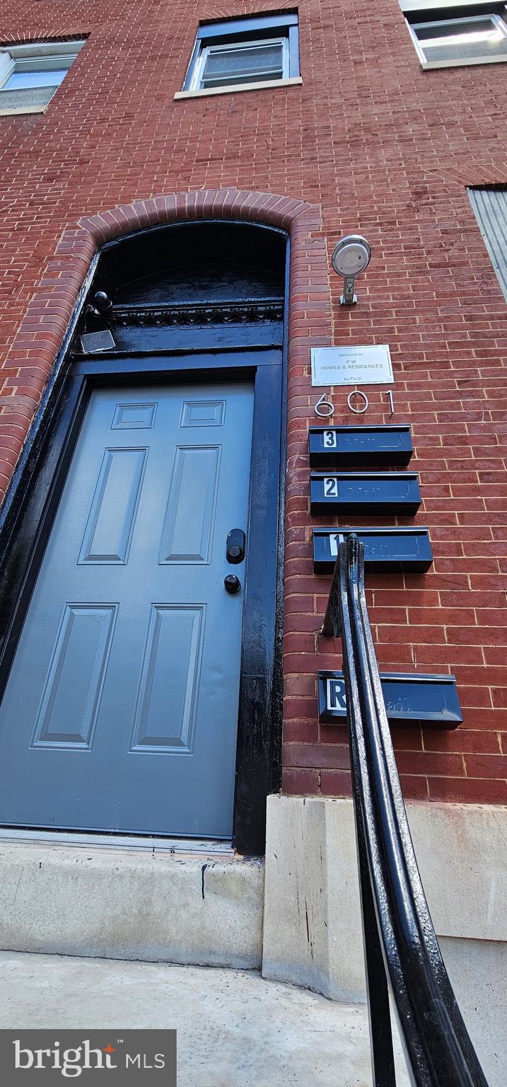 HARLEM PARK - Residential Lease