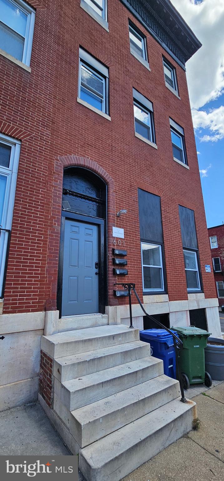 HARLEM PARK - Residential Lease