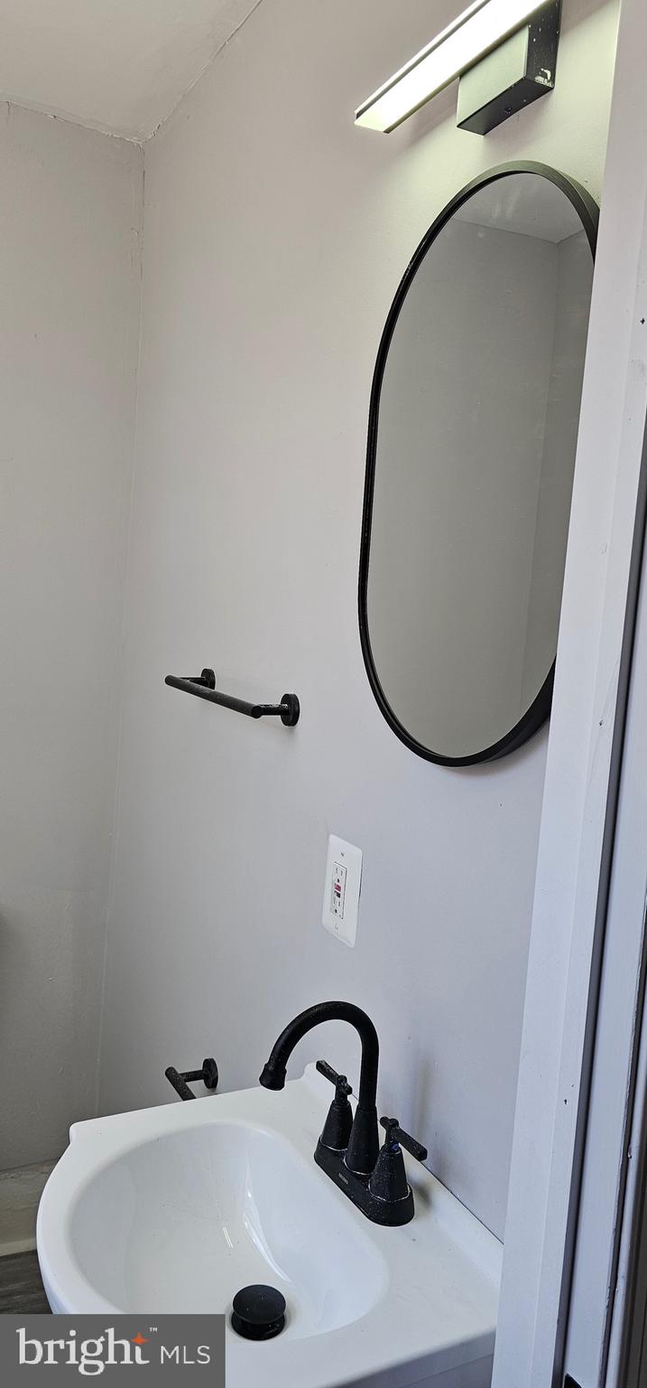 HARLEM PARK - Residential Lease