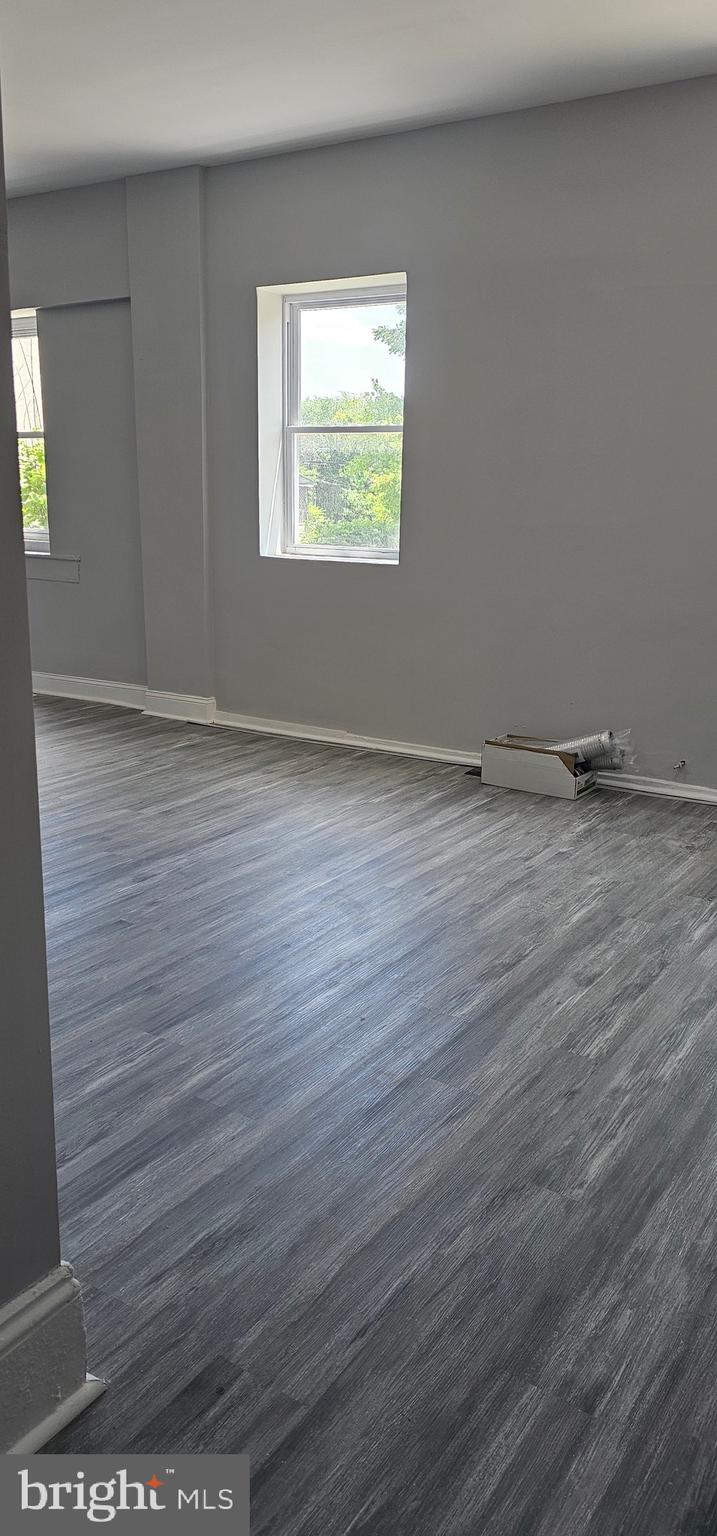 HARLEM PARK - Residential Lease