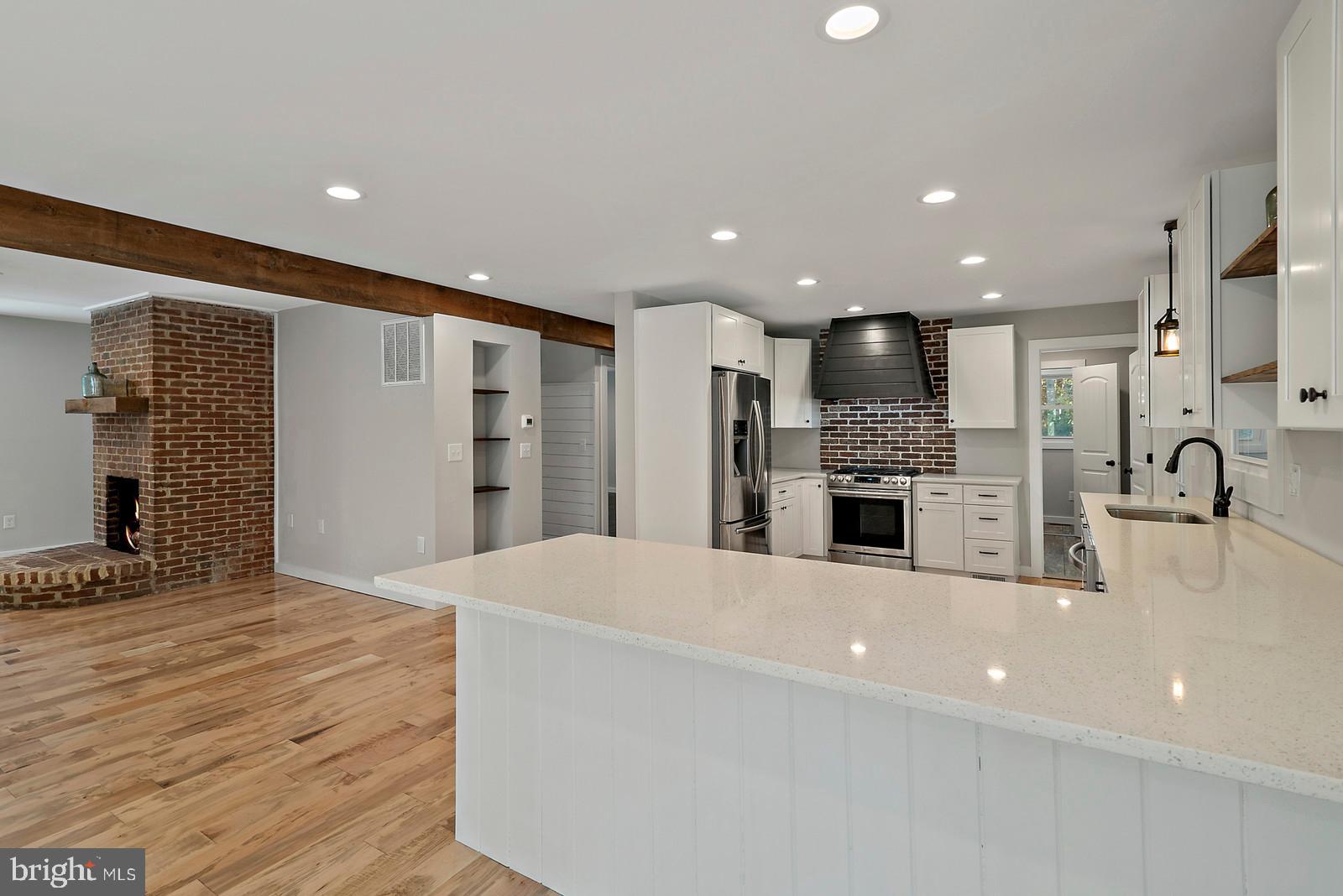 HIGHLAND ESTATES - Residential