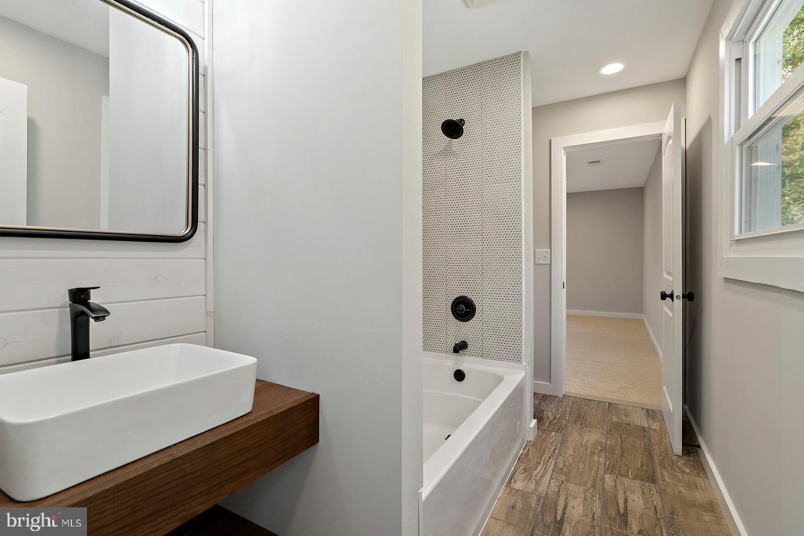 HIGHLAND ESTATES - Residential