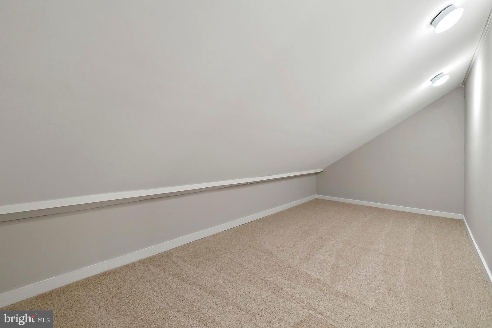 HIGHLAND ESTATES - Residential