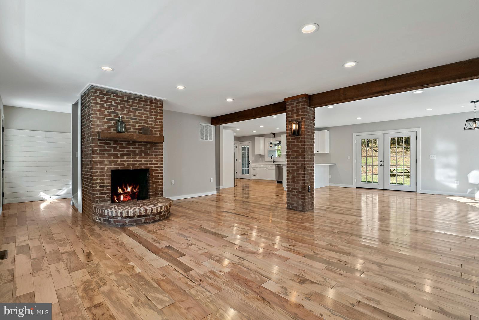 HIGHLAND ESTATES - Residential