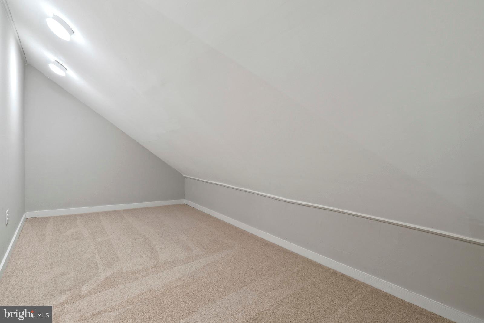 HIGHLAND ESTATES - Residential