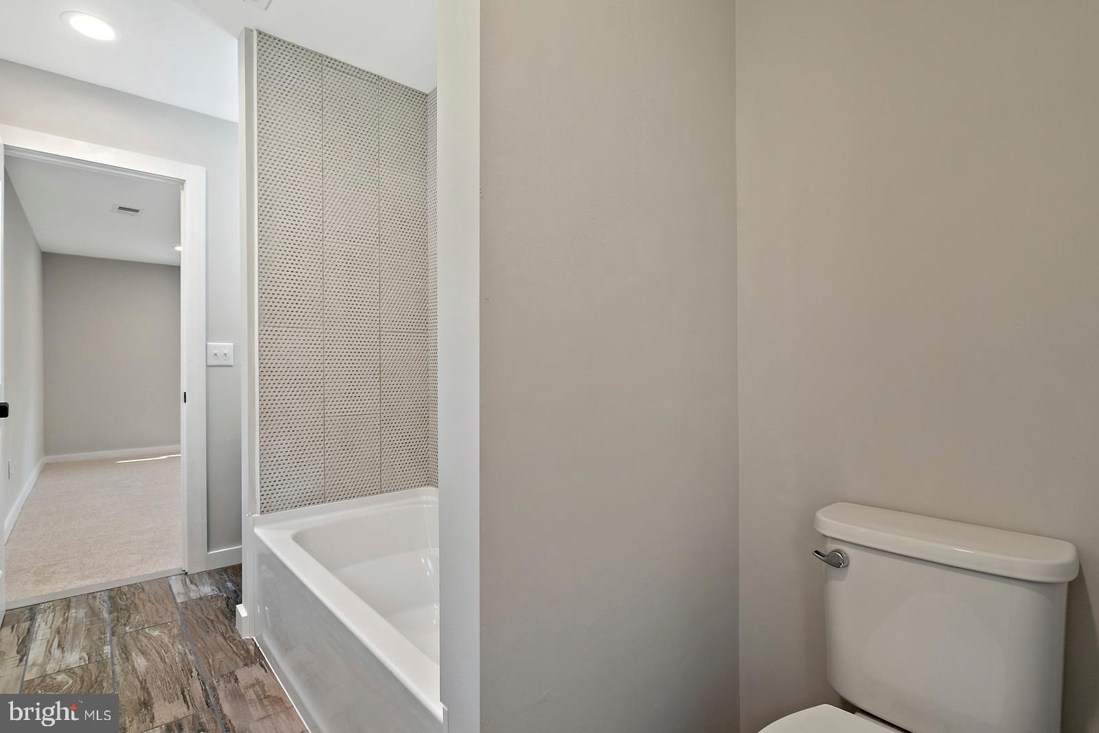 HIGHLAND ESTATES - Residential