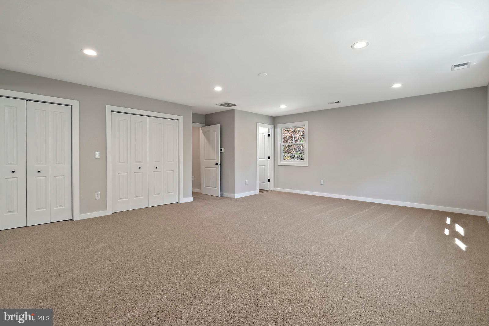 HIGHLAND ESTATES - Residential