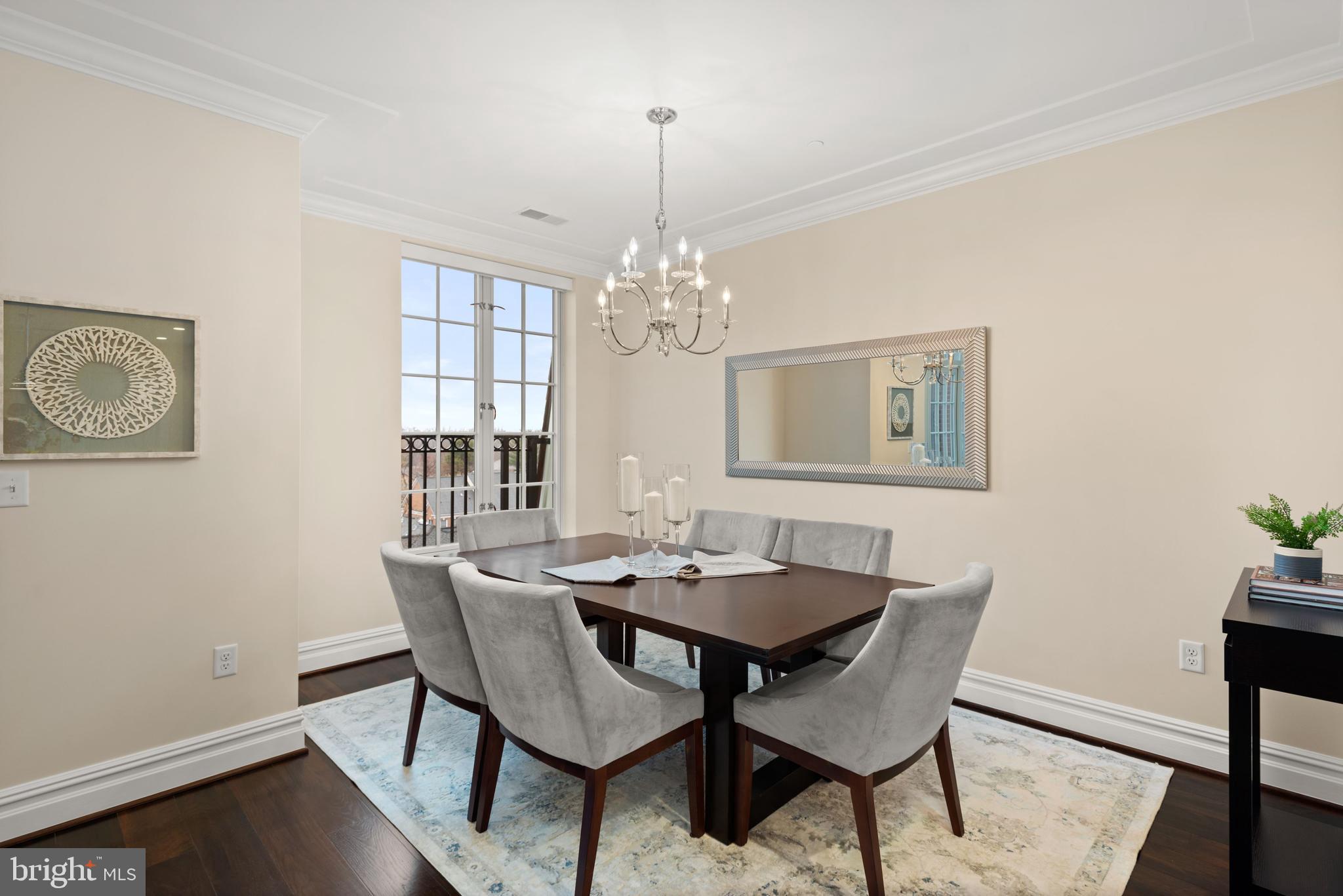 THE SIGNET - Residential