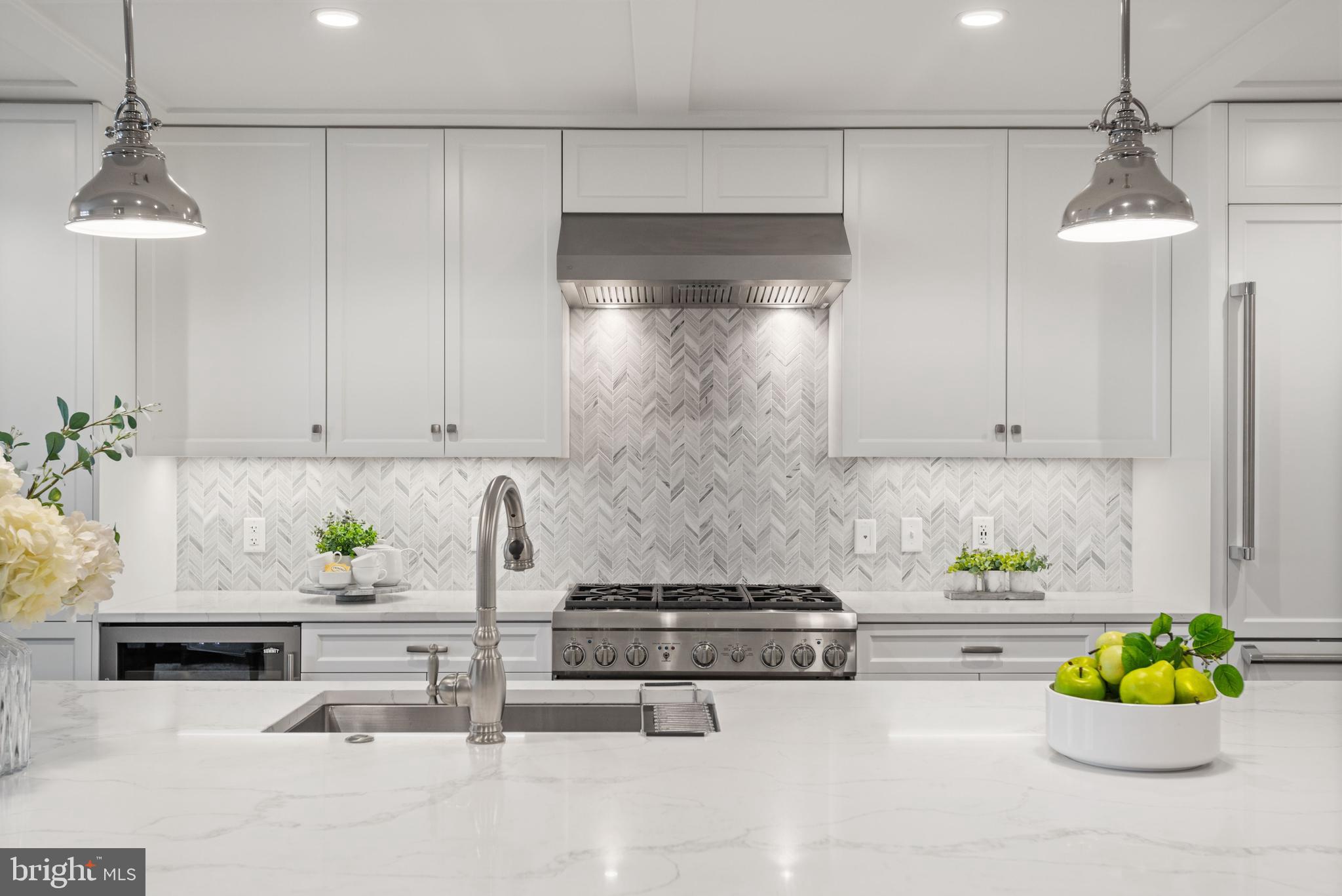 THE SIGNET - Residential