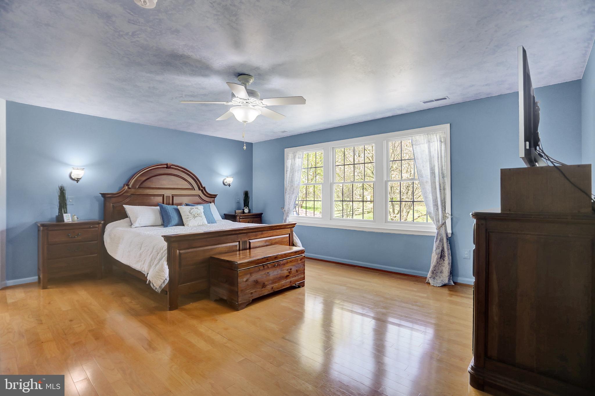 CATTAIL WOODS - Residential